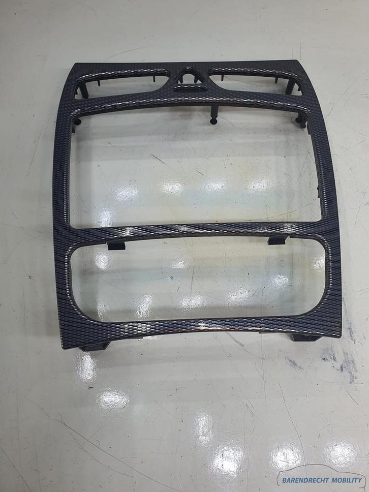 Radio frame sierlijst Mercedes CLK W209 A2096802439 originee, Auto-onderdelen, Dashboard en Schakelaars, Mercedes-Benz, Gebruikt