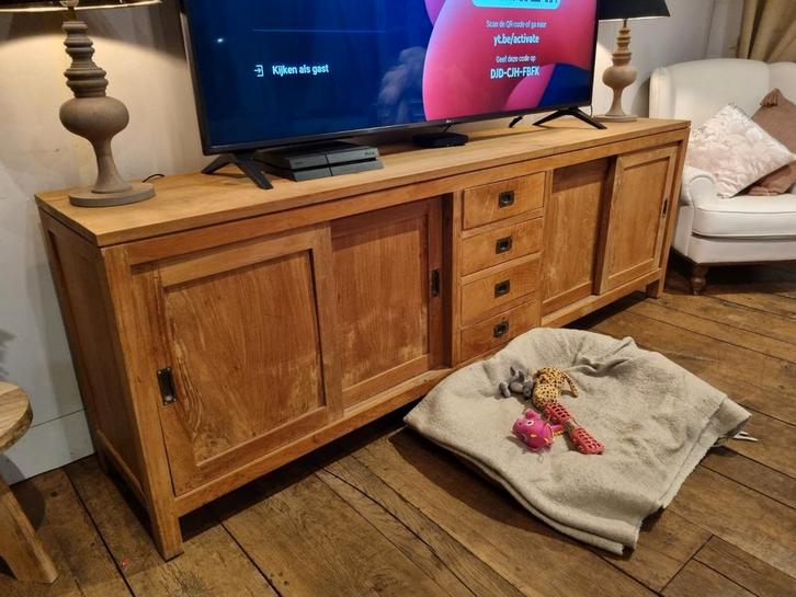 Buffet en teck LIVRAISON GRATUITE, Maison & Meubles, Armoires | Dressoirs, Utilisé, 200 cm ou plus, 50 à 75 cm, Avec tiroir(s)