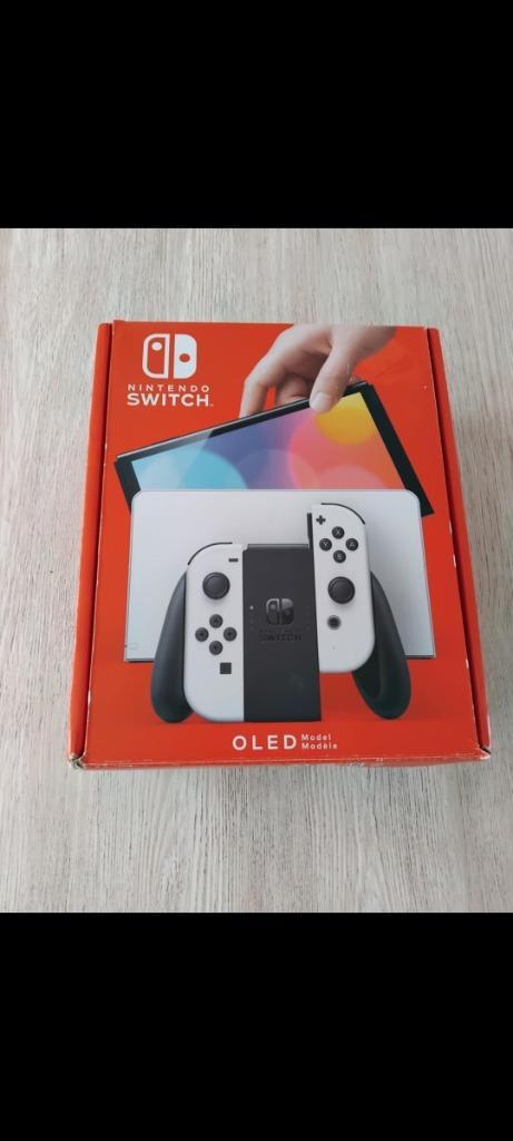 Switch oled, Games en Spelcomputers, Spelcomputers | Nintendo Switch, Switch OLED, Ophalen