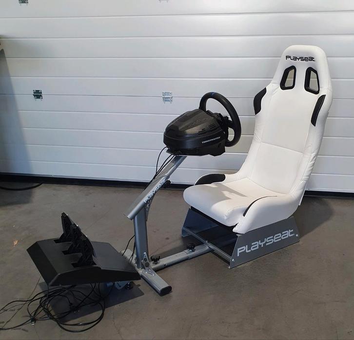 Playseat wit leer + Thrustmaster T300 RS GT, Games en Spelcomputers, Games | Sony PlayStation 5, Refurbished, Ophalen