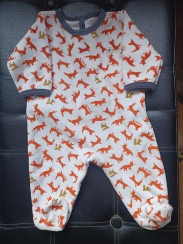 petit bateau,2 pyjamas a 5 euros pièce, taille 3 mois beschikbaar voor biedingen