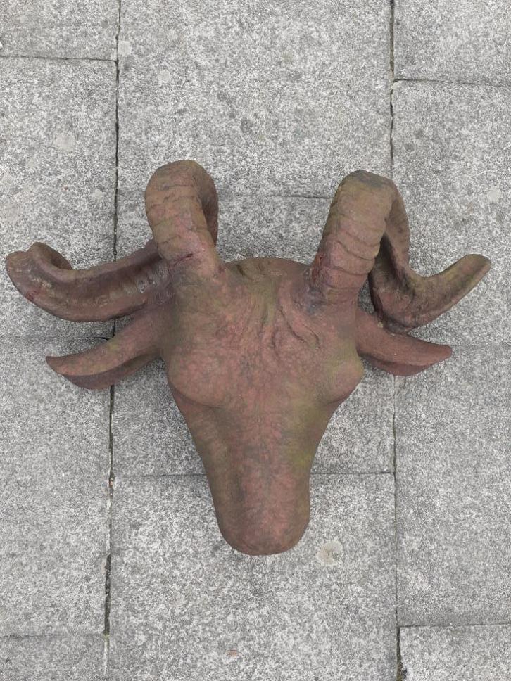 Gietijzeren geitenkop om op te hangen, Tuin en Terras, Tuinwanddecoratie, Gebruikt, Ophalen of Verzenden