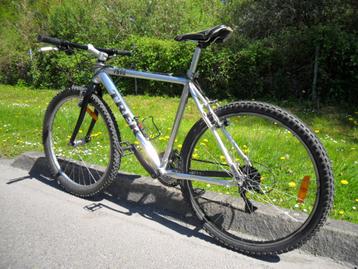 Vélo VTT Trek 7500 alu beschikbaar voor biedingen