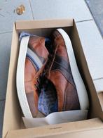 Cognac B-52 schoenmaat 45, Bruin, Nieuw, Ophalen of Verzenden, Veterschoenen