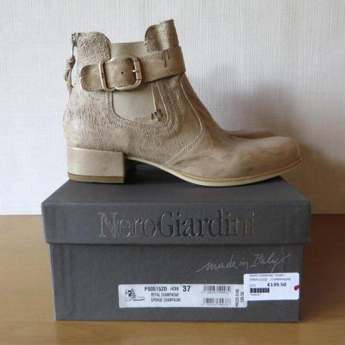 Nero Giardini enkellaarsjes champagne, maat 37, Vêtements | Femmes, Chaussures, Comme neuf, Boots et Botinnes, Beige, Enlèvement ou Envoi