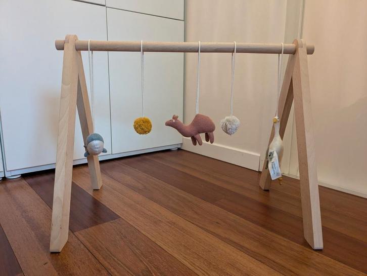 Babygym van Trixie - hout en biologisch katoen, Kinderen en Baby's, Speelgoed | Babyspeelgoed, Zo goed als nieuw, Babygym, Met geluid