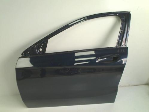 PORTIER LINKS VOOR Mercedes-Benz A (W176) (a1767200105), Auto-onderdelen, Carrosserie, Deur, Mercedes-Benz, Voor, Links, Gebruikt