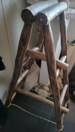 Dubbele houten ladder retro-vintage stijl, Doe-het-zelf en Bouw, Ladders en Trappen, Ophalen, Zo goed als nieuw, Ladder