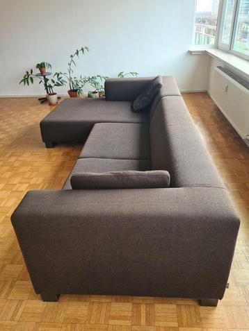 Lounge sofa beschikbaar voor biedingen