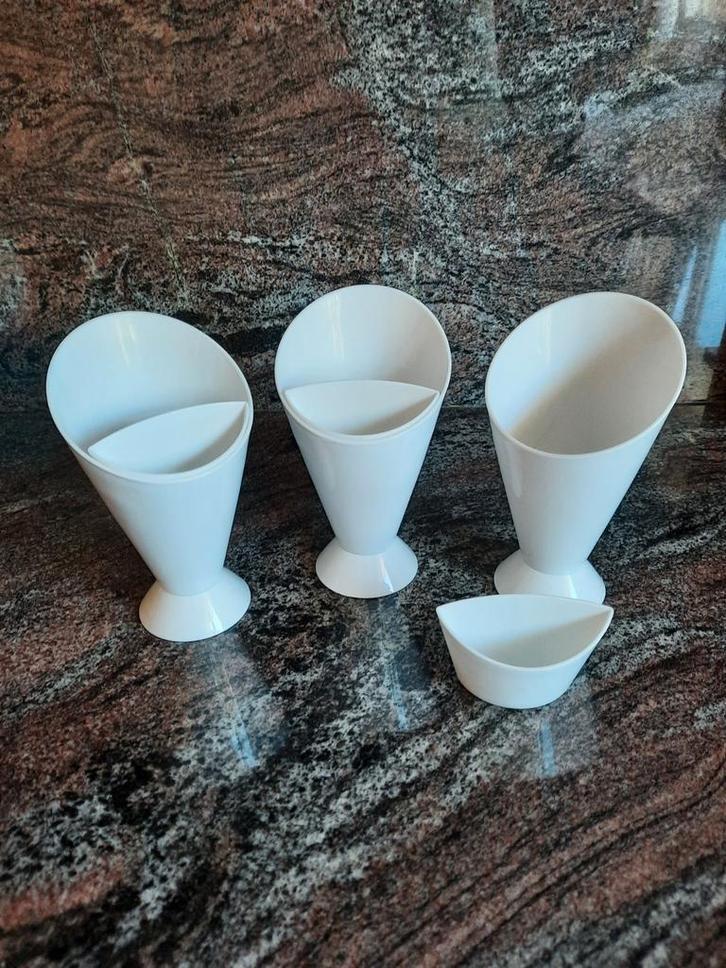 Frietjeshouders met apart sausbakje, nieuw, Huis en Inrichting, Keuken | Servies, Nieuw, Overige materialen, Ophalen of Verzenden