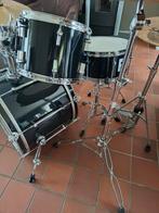 Sonor compleet drumstel met cymbalen en nieuwe drum kruk, Muziek en Instrumenten, Ophalen, Zo goed als nieuw