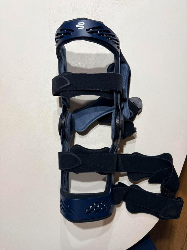 Genouillère Bauerfeind SecuTec Genu, Diversen, Braces, Zo goed als nieuw, Ophalen of Verzenden