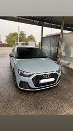 Audi a1 grijze pijl, Auto's, A1, Zwart, 4 cilinders, Elektrische ramen
