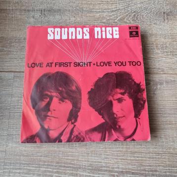 7" Sounds Nice – Love At First Sight / Love You Too beschikbaar voor biedingen