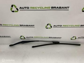 Ruitenwisserarm Links Dacia Sandero 2 ORIGINEEL 288818586R beschikbaar voor biedingen