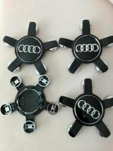 4 capuchons de moyeu 5 étoiles gris/noirs pour Audi Q3/Q5/A3, Autos : Divers, Enjoliveurs, Neuf, Enlèvement ou Envoi