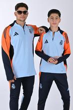 Training Real Madrid - size S - M - L - XL - XXL, Vêtements | Hommes, Vêtements de sports d'hiver, Enlèvement ou Envoi, Neuf, Adidas