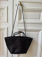 Sac tressé Marque Maison NH, Bijoux, Sacs & Beauté, Sacs | Sacs Femme, Enlèvement ou Envoi, Comme neuf