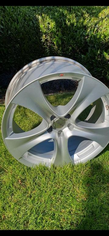 Toora Velgen 19inch 5x108 beschikbaar voor biedingen