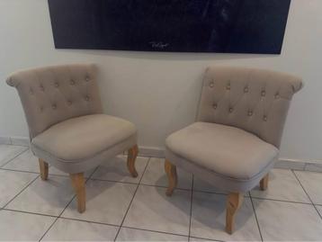 Fauteuil 2x beschikbaar voor biedingen