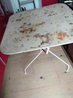 Vintage metalen tafel 50, Tuin en Terras, Ophalen, Gebruikt