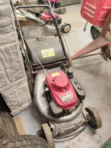 Tondeuse HONDA HRH536 a rouleau  beschikbaar voor biedingen