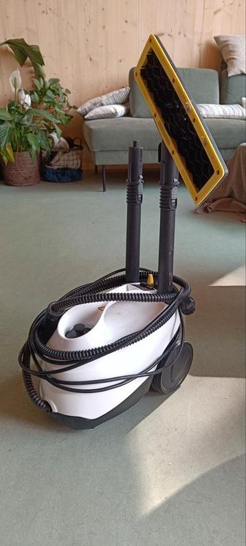 Stoomreiniger Karcher in prima staat beschikbaar voor biedingen