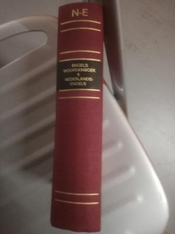 Dictionnaires : Eng-Ned/Ned-Eng/Ned -Allemand/Néerlandais. disponible aux enchères