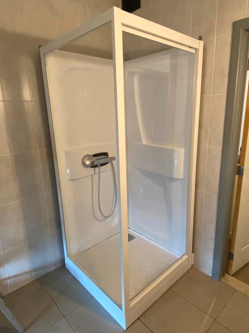 CABINE DE DOUCHE KINEDO, Huis en Inrichting, Badkamer | Badkamermeubels, Gebruikt