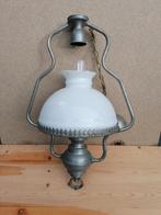 Luster in tin, Enlèvement