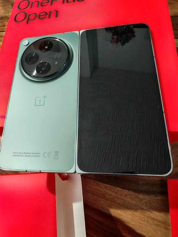 Oneplus open complet facture boîte  2 coques échange possibl, Enlèvement, Comme neuf