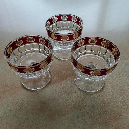 3 vintage dessertglazen., Huis en Inrichting, Keuken | Servies, Glas, Verzenden