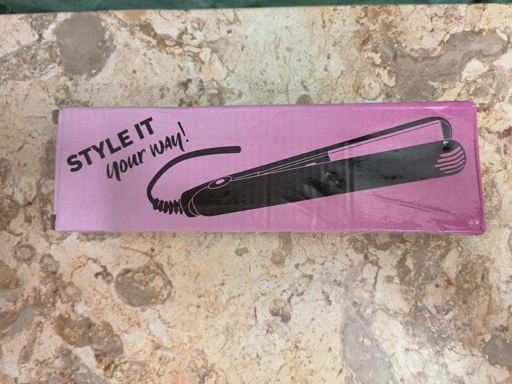 Mini haar stijlstang (ideaal voor op reis), Handtassen en Accessoires, Uiterlijk | Haarverzorging, Zo goed als nieuw, Krultang of Stijltang