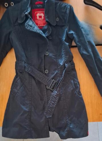 Zwarte trenchcoat Esprit beschikbaar voor biedingen