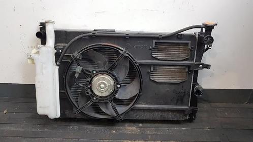 RADIATEUR COMPLEET Mitsubishi Colt (Z2 / Z3) (|MR568975|), Auto-onderdelen, Airco en Verwarming, Mitsubishi, Gebruikt