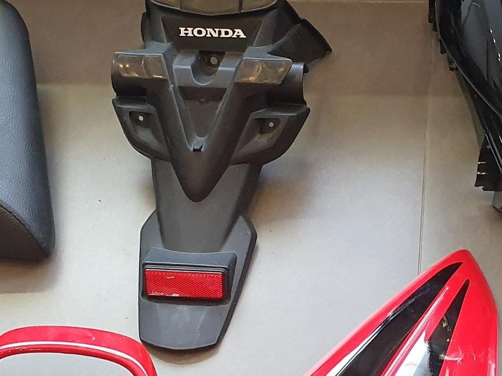 Porte-plaque CBF 125 neuf, Motos, Enlèvement ou Envoi, Neuf