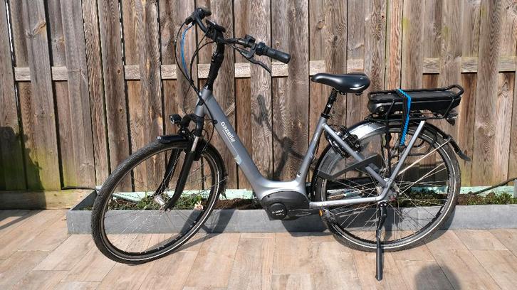 Damesfiets Gazelle, Fietsen en Brommers, Elektrische fietsen, Zo goed als nieuw, Gazelle, 55 tot 59 cm, 50 km per accu of meer