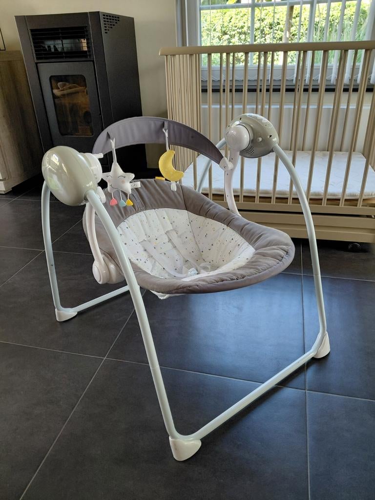 Schommelstoeltje, Ophalen, Gebruikt, Schommelstoel, Met gordel(s) of riempje(s)