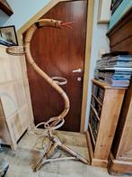 Porte plante en forme de serpent, Maison & Meubles, Plantes d'intérieur, Plante à fleurs, Enlèvement, 100 à 150 cm