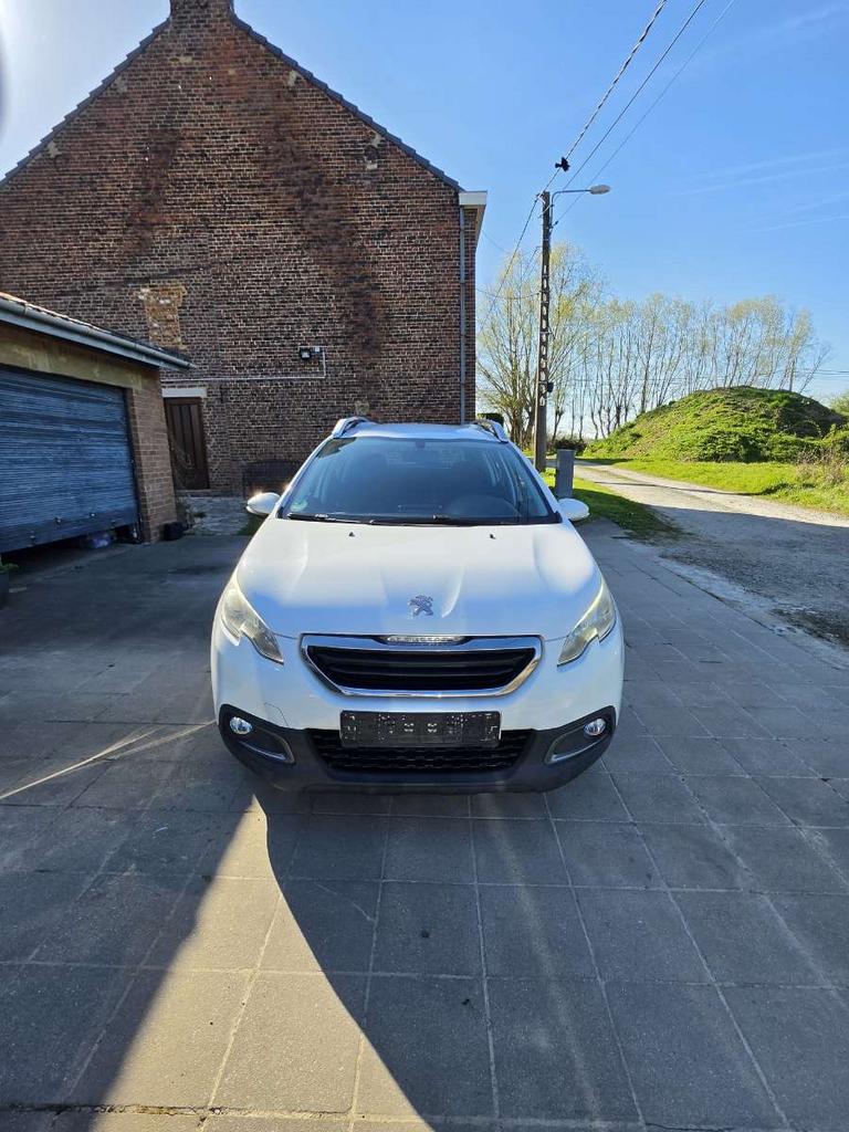 Peugeot 2008 prete a immatriculer garantie, Autos, Peugeot, Bluetooth, Achat, Entreprise, Diesel