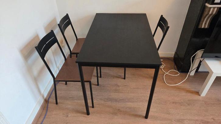Table IKEA SANDSBERG, Maison & Meubles, Tables | Tables à manger, Comme neuf, 50 à 100 cm, 100 à 150 cm, Quatre personnes, Carré