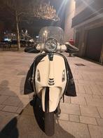 Vespa sprint 2023, Enlèvement, Utilisé, Essence, Vespa