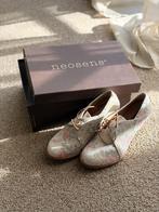 Handgemaakte vrouwenschoenen NIEUW, Vêtements | Femmes, Chaussures, Neuf, Enlèvement ou Envoi, Chaussures à haut talons, Blanc