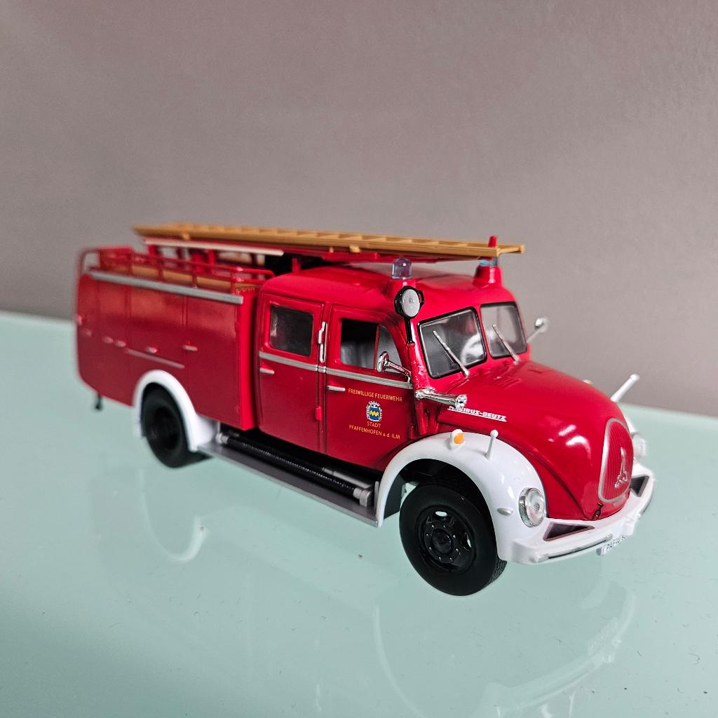 Camion Pompiers Magirus-Deutz - Echelle 1:43, Hobby & Loisirs créatifs, Voitures miniatures | 1:43, Comme neuf, Bus ou Camion