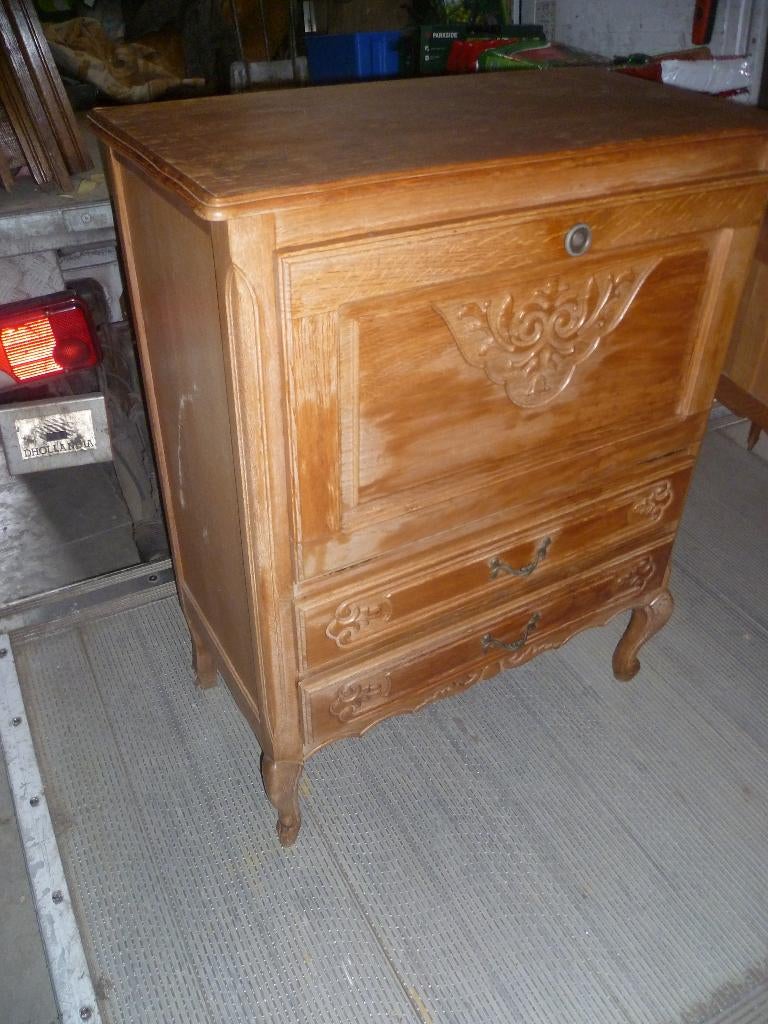 GR. LOUIS XV KAST, Ophalen