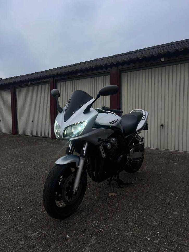 Summer Ready Yamaha fazer 600 CC, Motoren, Motoren | Yamaha, Particulier, Toermotor, meer dan 35 kW, 4 cilinders, Motorrijbewijs A