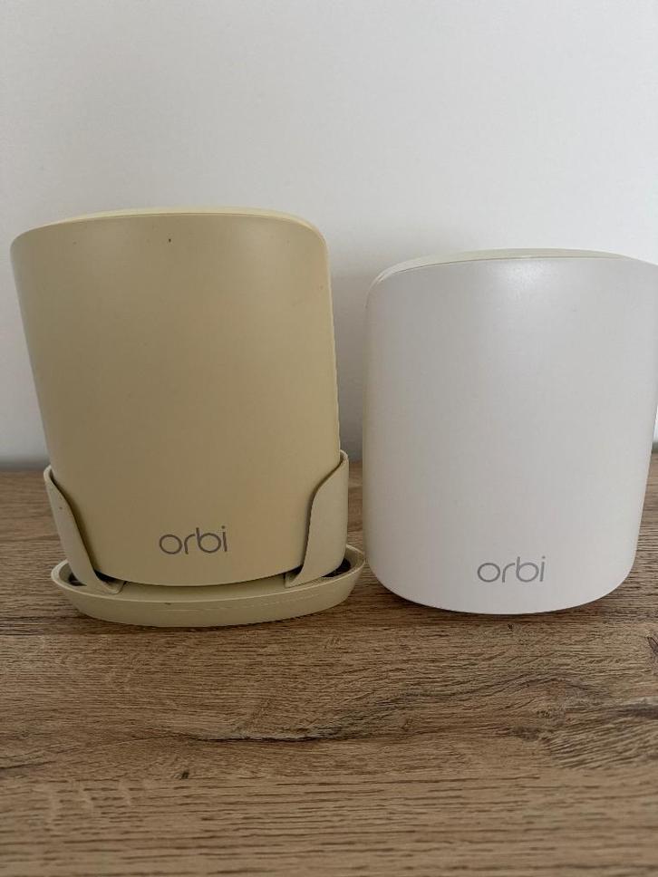Orbi Router RBR250 + 1 satelite, Informatique & Logiciels, Routeurs & Modems, Utilisé, Routeur, Enlèvement