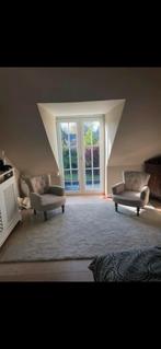 Deux tres jolis petits fauteuils style “ crapaud”, Maison & Meubles, Enlèvement, Comme neuf, Tissus, Crapaud