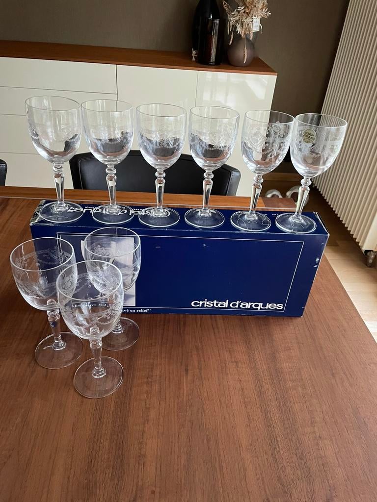 Kristallen glazen, Ophalen, Zo goed als nieuw