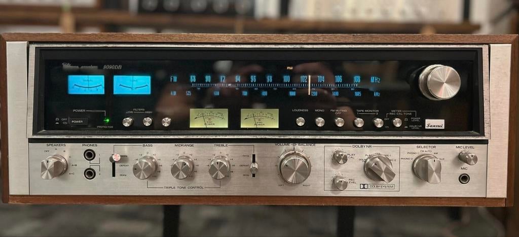 Gezocht: Sansui 9090DB versterker, Audio, Tv en Foto, Versterkers en Ontvangers, Ophalen of Verzenden